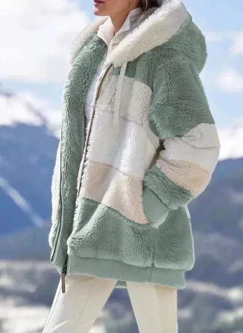 Warme Kapuzenjacke