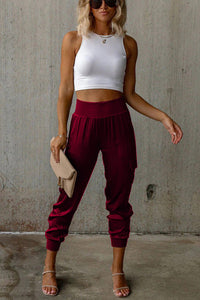 Satin-Jogginghose mit hoher Taille und Taschen