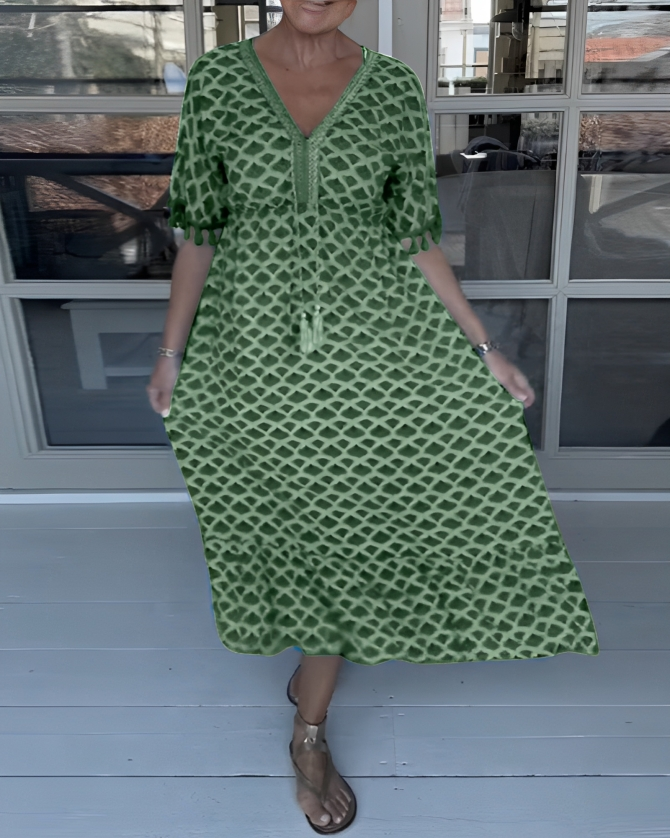 Elegantes Hochtailliertes Kleid