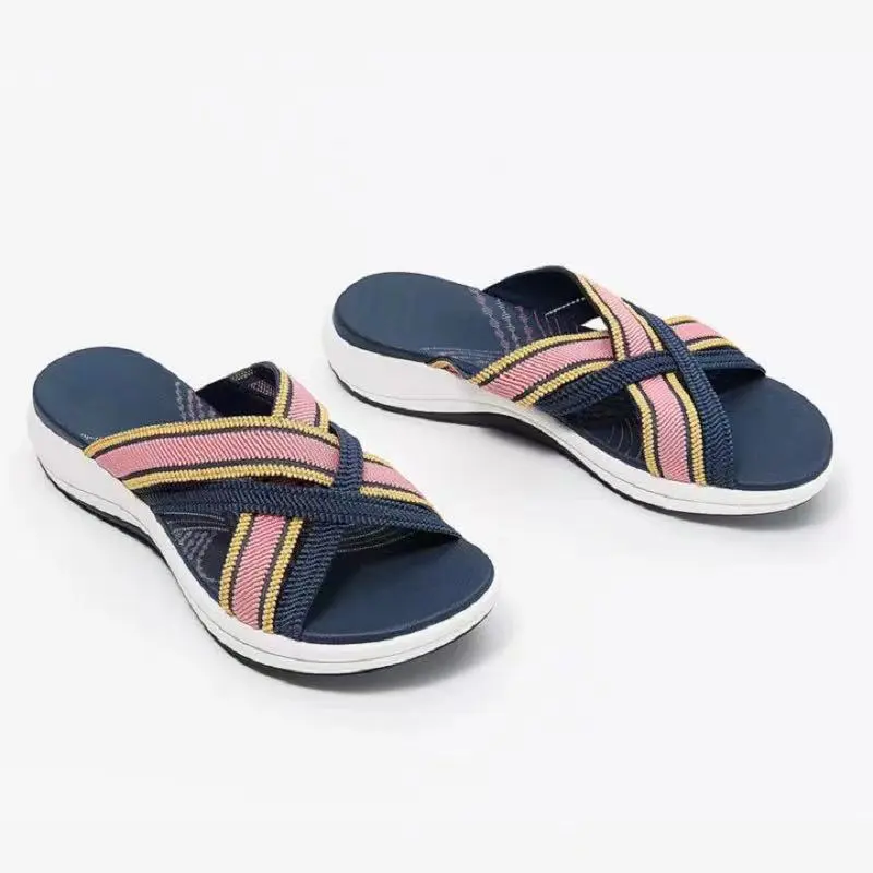 Lässige atmungsaktive Sandalen