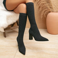 AMELIA - Trendige hohe Strickstiefel mit bequemem Blockabsatz