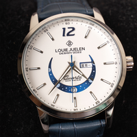 Elegante Uhr mit Mondphase