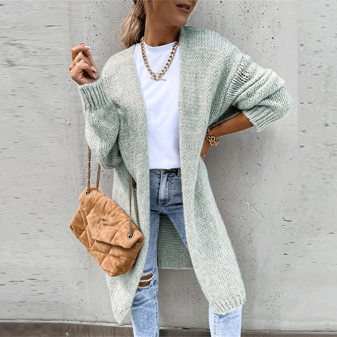 Klassische Strickjacke