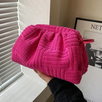 Sabrina - Elegante und funktionelle Handtuchtasche für Frauen