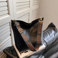 Samara - Elegante und funktionelle, feminine Vintage-Sommer-Crossbody-Tasche
