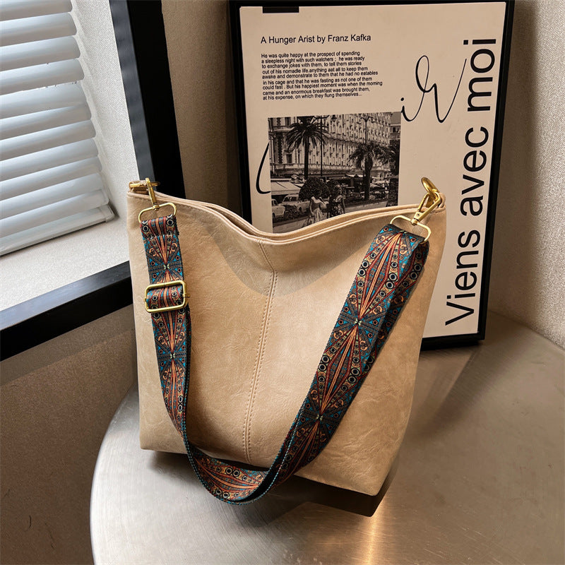 Samara - Elegante und funktionelle, feminine Vintage-Sommer-Crossbody-Tasche