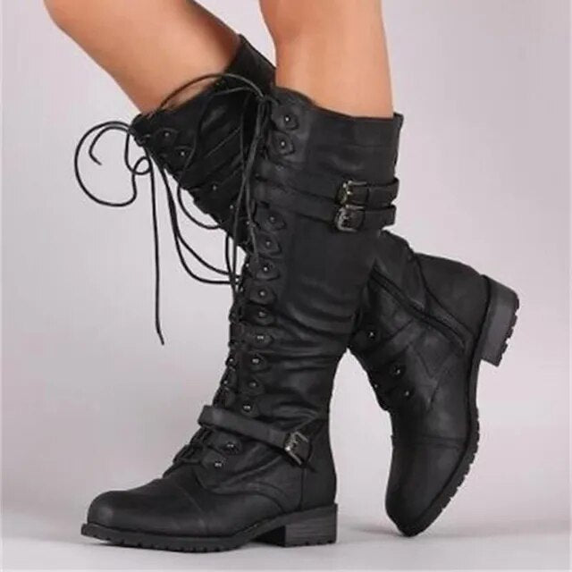 Lulu - Vintage-inspirierte Schnürstiefel mit modischer Schnallenverzierung