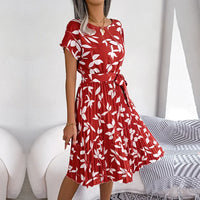 Sommerliches Chiffonkleid mit Blumenmuster
