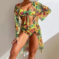 Dreiteiliges Bikini Set