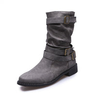Schicke Leder-Stiefel mit Schnallendetail