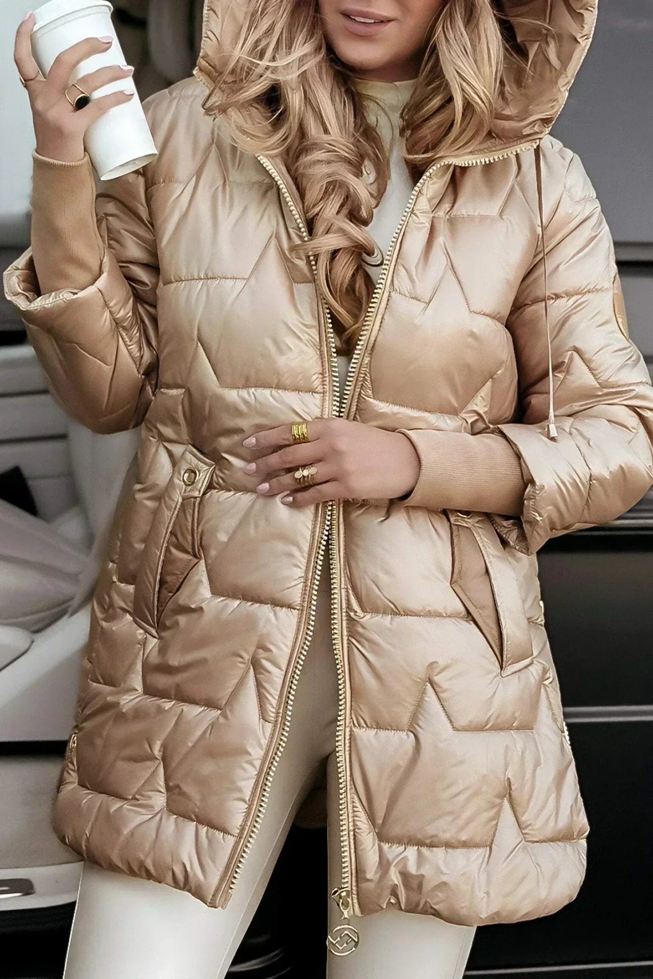 Zéphirine | Lange, warme Steppjacke mit großzügiger Kapuze
